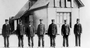 The Pea Island Lifesaving Crew – The All-Black Lifesaving Crew Who Defied the Sea and Segregation Pea Island Lifesaving Crew 6